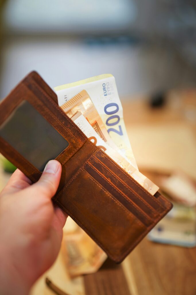The consumer proposal is a bankruptcy alternative that lets you reduce your total debt and make one simple monthly payment.